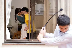 Vợ bị bạn thân nắc nhưng vẫn ngây thơ, không hề hay biết