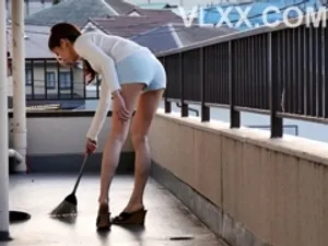 Clip sex Vân Funny vừa sờ đầu ti vừa thủ dâm bằng sextoy
